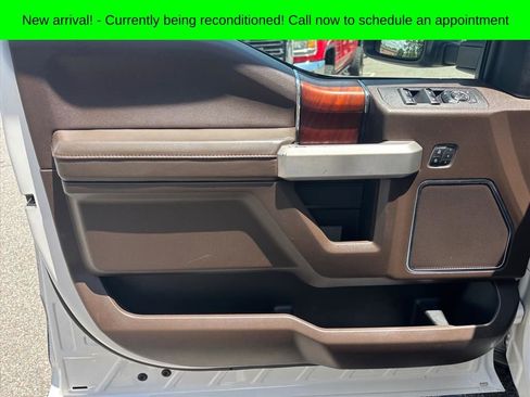 Used 2019 Ford F150 King Ranch w/ Equipment Group 601A Luxury AWD/4WD image 8