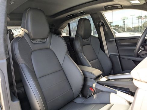 New 2024 Porsche Macan Turbo Electric image 26