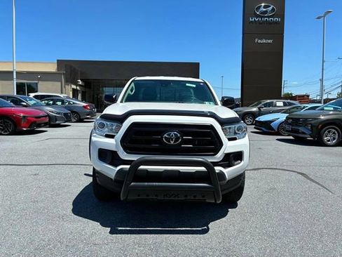 Used 2020 Toyota Tacoma SR w/ SX Package AWD/4WD image 2