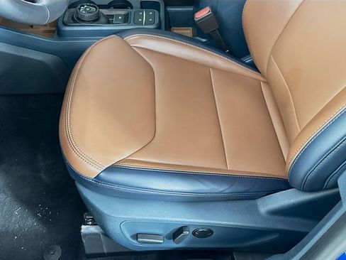 Used 2022 Ford Maverick Lariat image 21