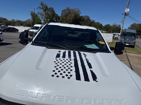 Used 2024 Ford F250 XL w/ FX4 Off-Road Package image 4