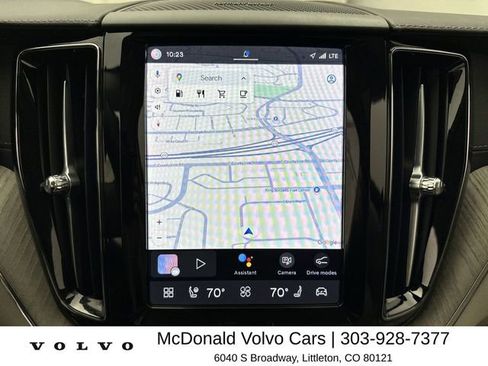 Used 2023 Volvo XC60 B6 Ultimate w/ Protection Package Premier AWD/4WD image 18