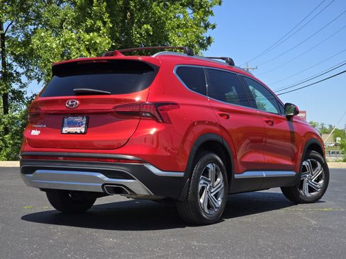 Used 2022 Hyundai Santa Fe SEL FWD image 15