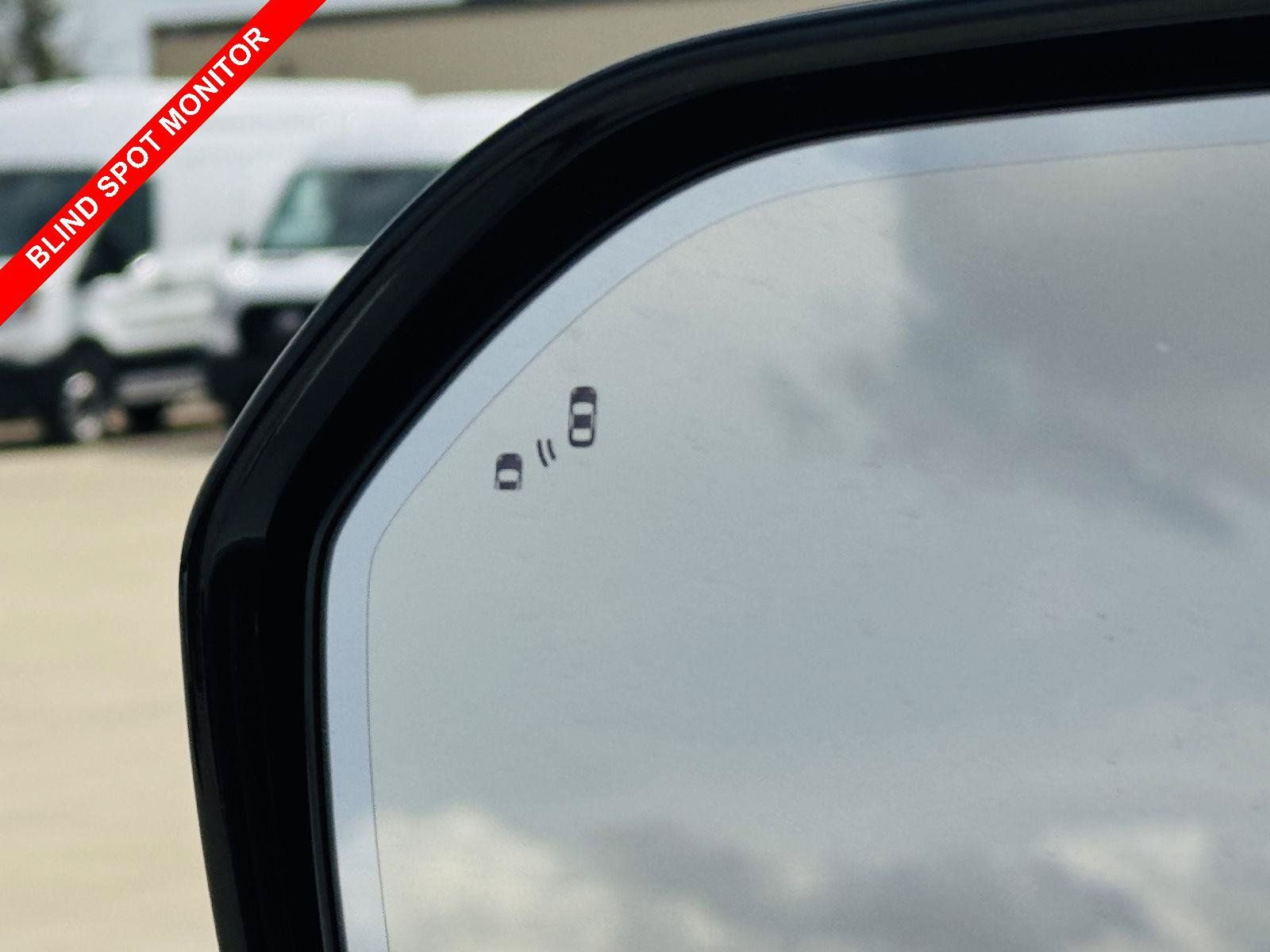 Used 2024 Lincoln Navigator L Reserve AWD/4WD image 19