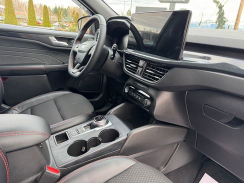 Used 2024 Ford Escape ST-Line w/ Tech Pack #1 image 22