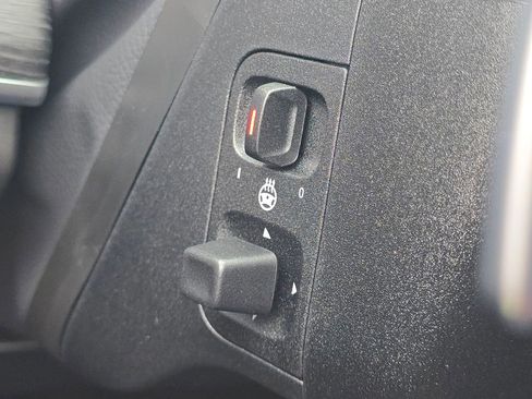 New 2026 Mercedes-Benz GLS 450 GLS 450 image 36