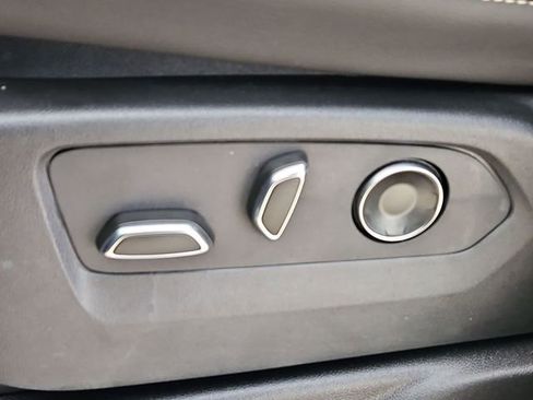 Certified 2024 Cadillac Escalade Premium Luxury w/ Performance Package image 26