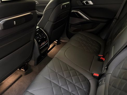 New 2026 BMW X6 xDrive40i w/ Climate Comfort Package image 23