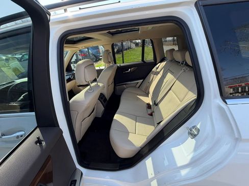 Used 2014 Mercedes-Benz GLK 350 4MATIC image 19