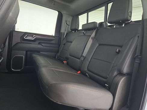 Used 2025 Chevrolet Silverado 2500 LTZ w/ LTZ Premium Package image 18