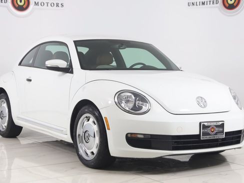 Used 2016 Volkswagen Beetle 1.8T Classic FWD image 19