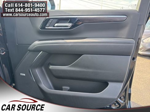 Used 2025 Chevrolet Tahoe Premier w/ Sun And Tow Package image 40