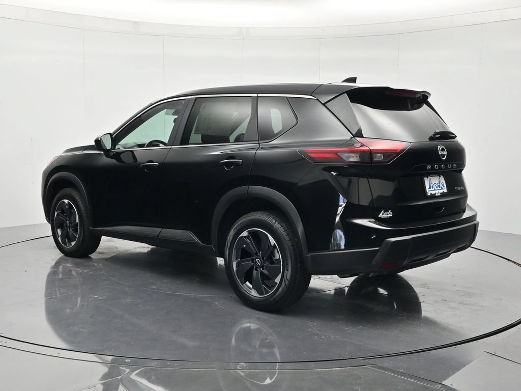 Used 2024 Nissan Rogue SV AWD/4WD image 7
