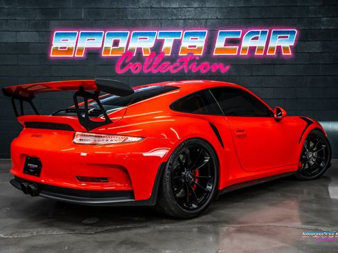 Used 2016 Porsche 911 GT3 RS image 8