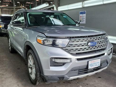 Used 2022 Ford Explorer Limited image 5