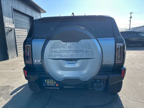Used 2024 GMC Hummer EV 3X w/ Omega Edition AWD/4WD image 4