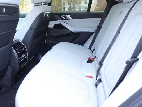 New 2026 BMW X5 xDrive50e w/ Climate Comfort Package image 17