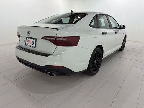 Used 2024 Volkswagen Jetta GLI 40th Anniversary Edition FWD image 5