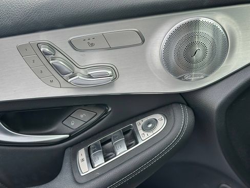 Used 2021 Mercedes-Benz GLC 300 4MATIC Coupe image 2