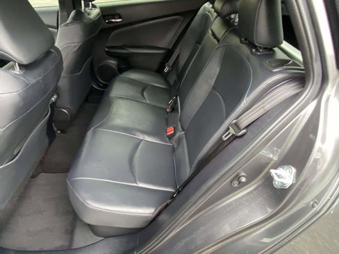 Used 2019 Toyota Prius Limited image 10