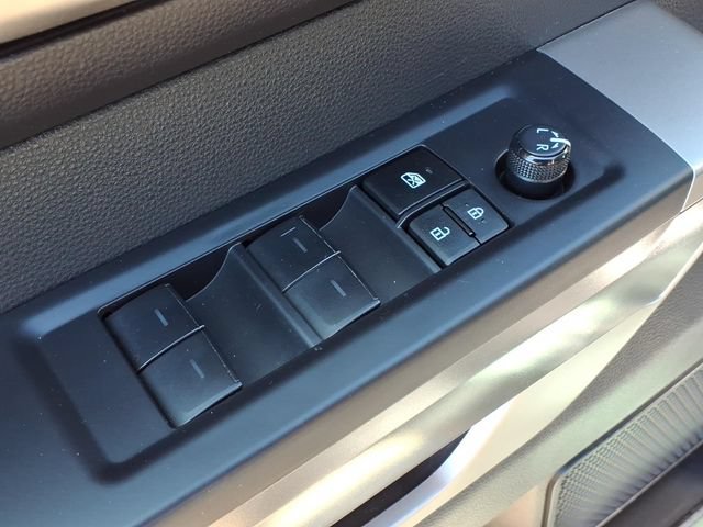 Used 2024 Toyota Tundra SR5 AWD/4WD image 17