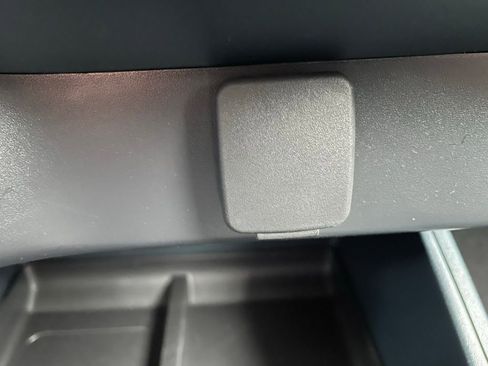 New 2026 Ford Maverick XL w/ Equipment Group 101A image 11