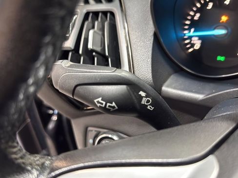 Used 2015 Ford Escape Titanium AWD/4WD image 28