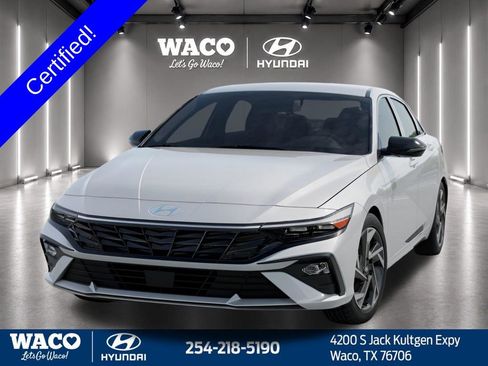 Used 2025 Hyundai Elantra Sport FWD image 2