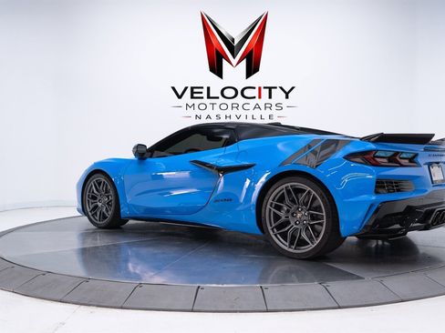 Used 2023 Chevrolet Corvette Z06 w/ Stealth Interior Trim Package RWD image 8