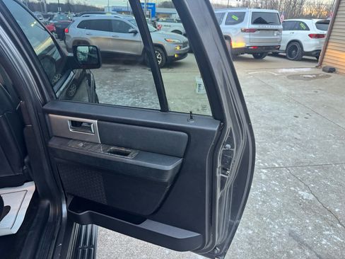 Used 2017 Ford Expedition EL Limited image 17