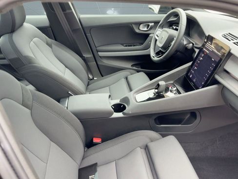 Used 2024 Polestar Polestar 2 Long Range Single Motor w/ Pilot Pack image 30