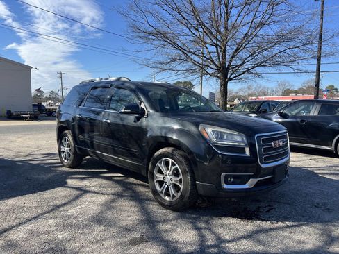 Used 2015 GMC Acadia SLT image 2