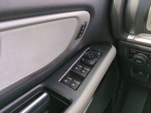 Used 2025 Ford Expedition Active image 27