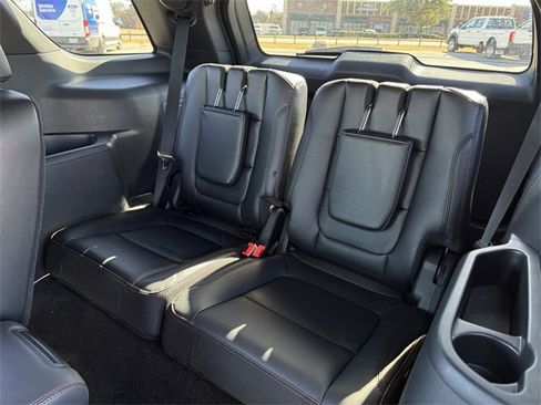 Used 2018 Ford Explorer Sport w/ Equipment Group 401A image 29