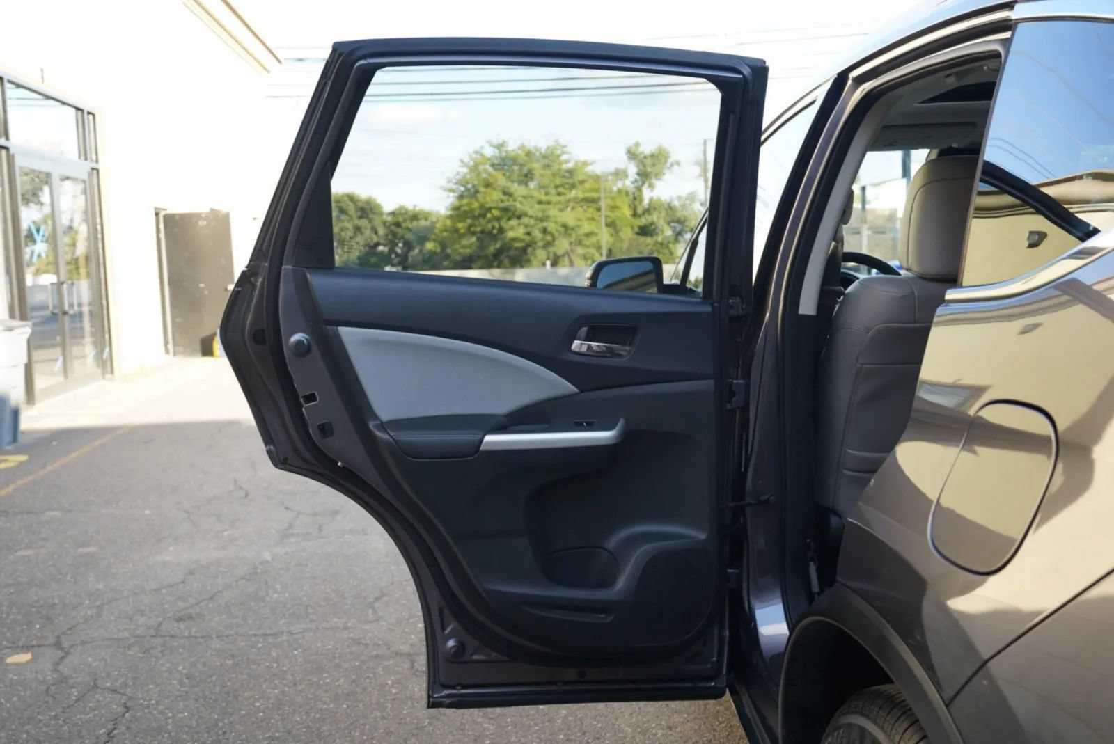 Used 2016 Honda CR-V Touring image 21