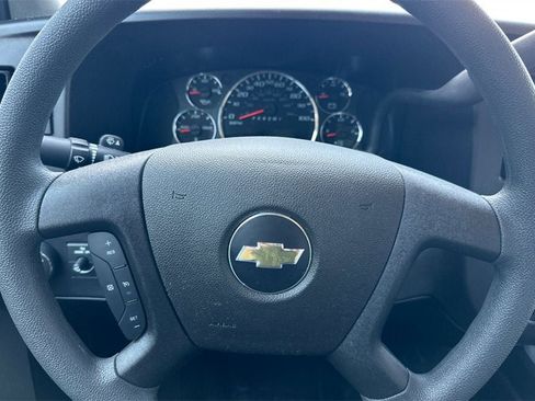 New 2024 Chevrolet Express 3500 w/ Power Convenience Package image 21