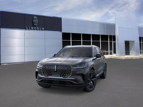 New 2026 Lincoln Aviator Reserve image 2
