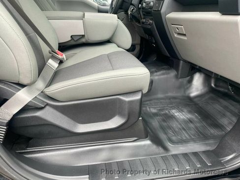 Used 2018 Ford F150 XL w/ Equipment Group 101A Mid AWD/4WD image 13