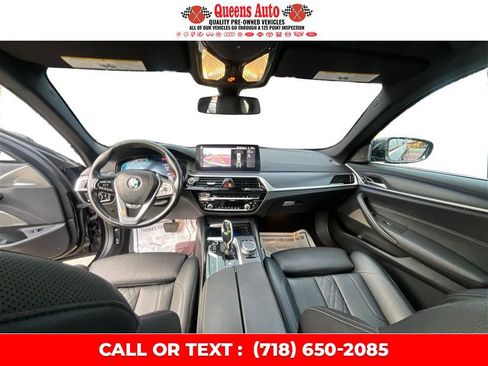 Used 2021 BMW 530i xDrive w/ Premium Package AWD/4WD image 39