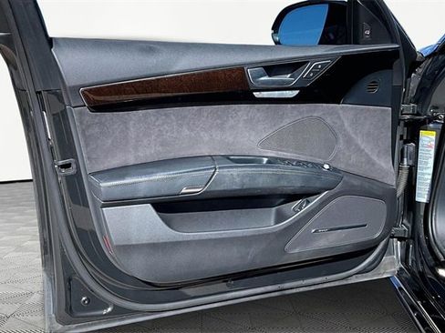 Used 2017 Audi A8 L 4.0T w/ Driver Assistance Package image 18