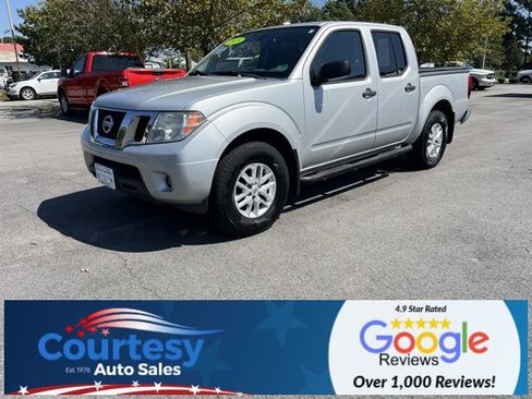 Used 2018 Nissan Frontier SV w/ Value Truck Package image 3