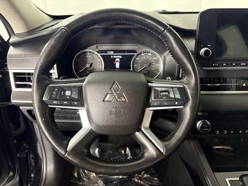 Used 2024 Mitsubishi Outlander SE FWD image 22