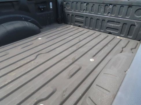Used 2017 Ford F250 Lariat w/ Lariat Ultimate Package AWD/4WD image 18