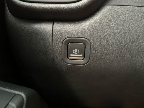 Used 2024 Chevrolet Silverado 1500 W/T w/ WT Value Package image 15