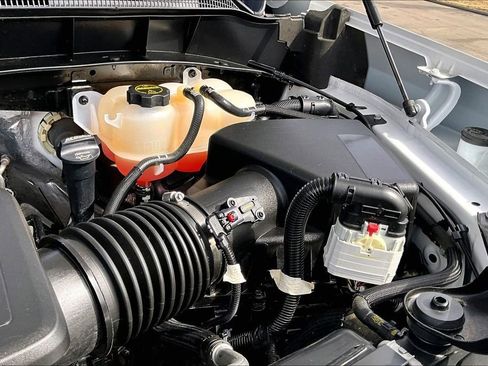 Used 2024 Chevrolet Silverado 1500 W/T w/ Z71 Off-Road Package image 30