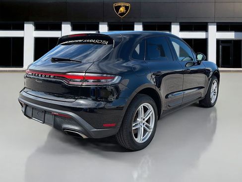 Used 2022 Porsche Macan Base image 5