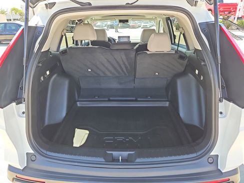 Used 2023 Honda CR-V EX image 18