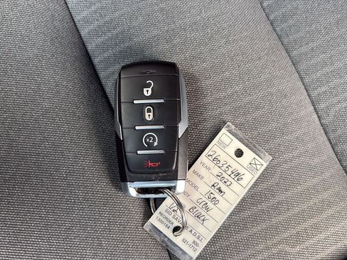 Used 2023 RAM 1500 Big Horn AWD/4WD image 35