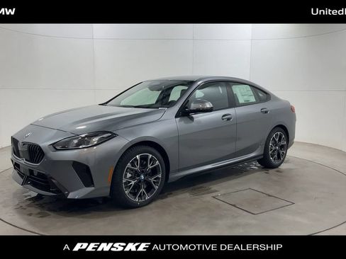 Used 2026 BMW 228i w/ Technology Package FWD image 4