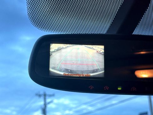 Used 2012 Toyota Tundra Limited image 17